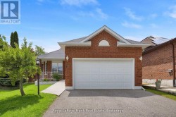 92 WEST SIDE DRIVE Clarington (Bowmanville), ON L1C 4Y9