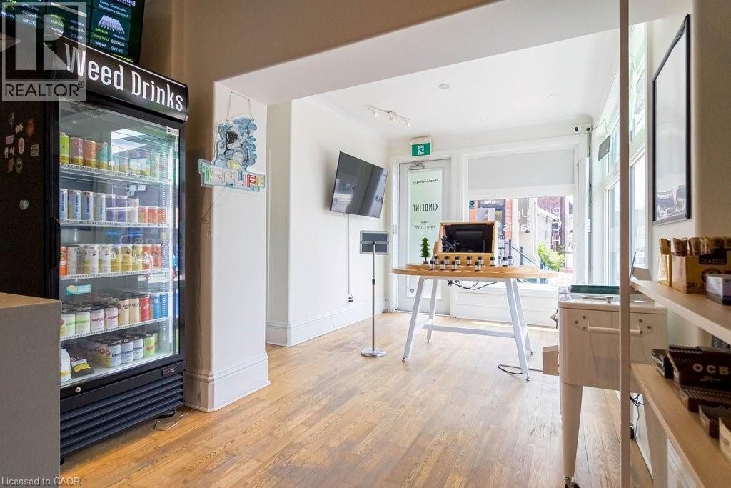 35 Pine Street, Hamilton, ON