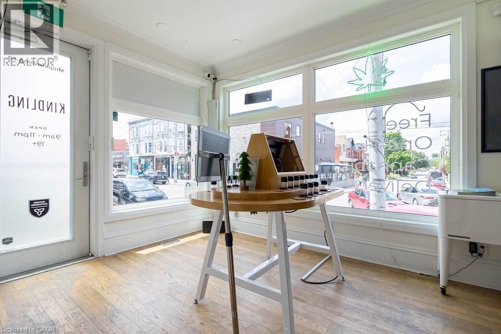 35 Pine Street, Hamilton, ON