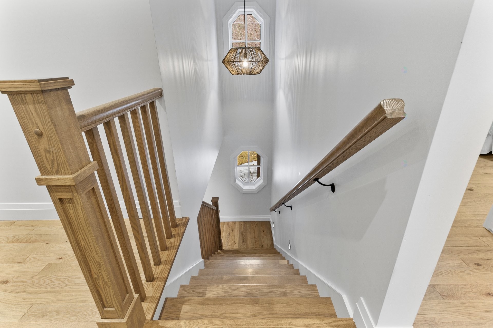 Staircase - 230 Rue René, Magog, QC