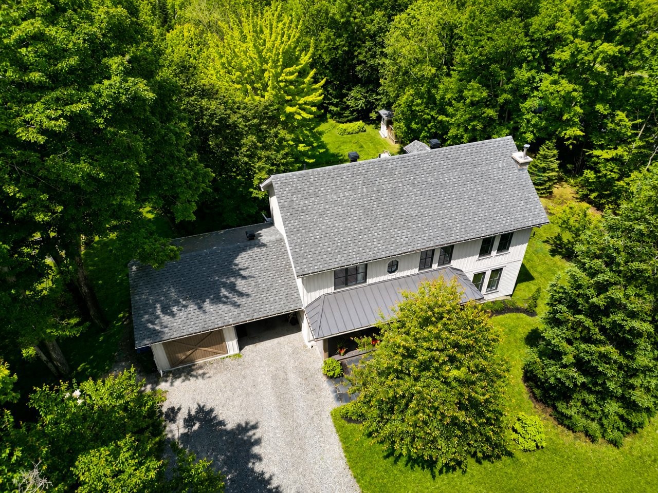 Aerial View - 230 Rue René, Magog, QC