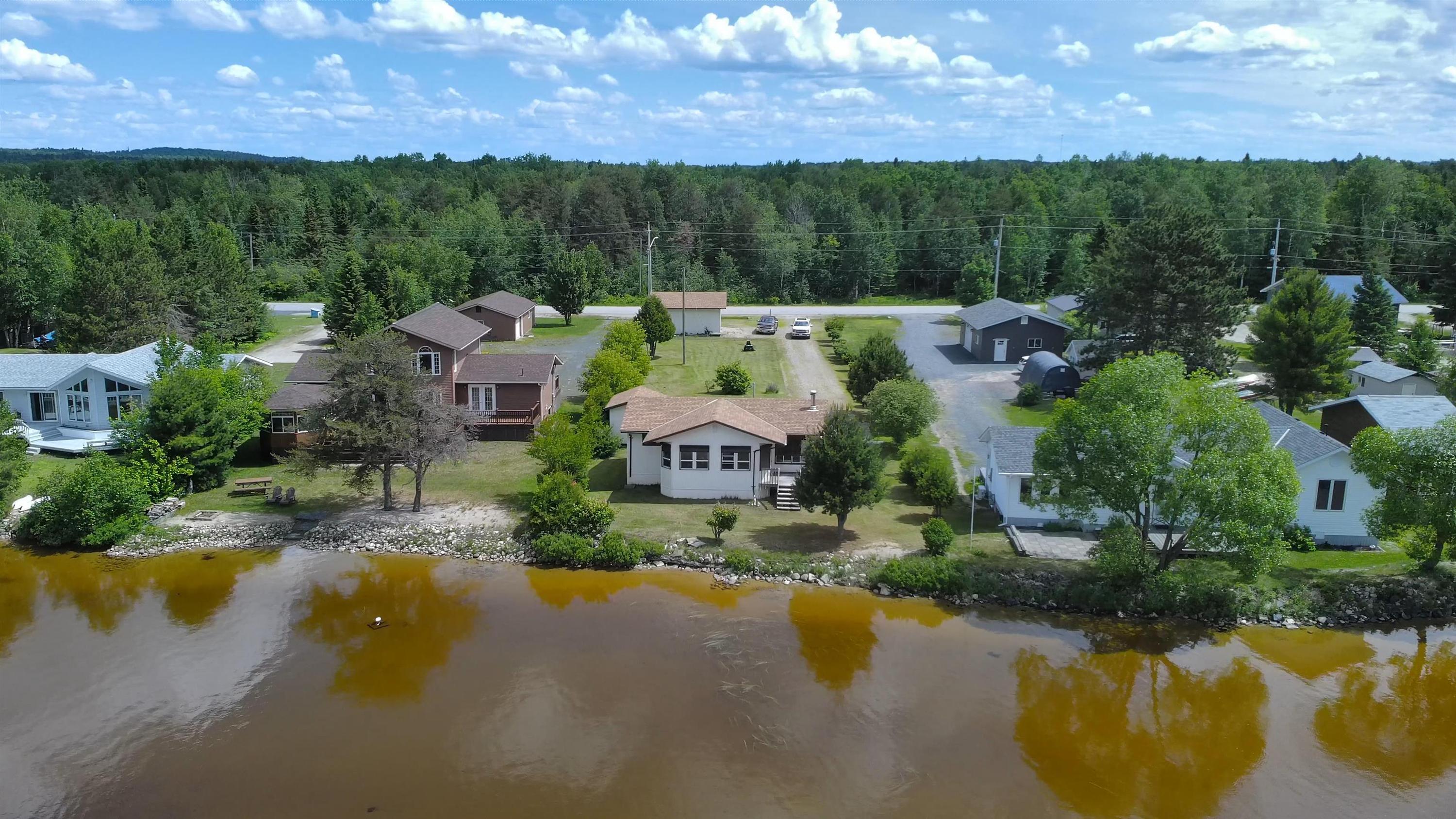 224 Lakeshore Drive, Ignace, ON