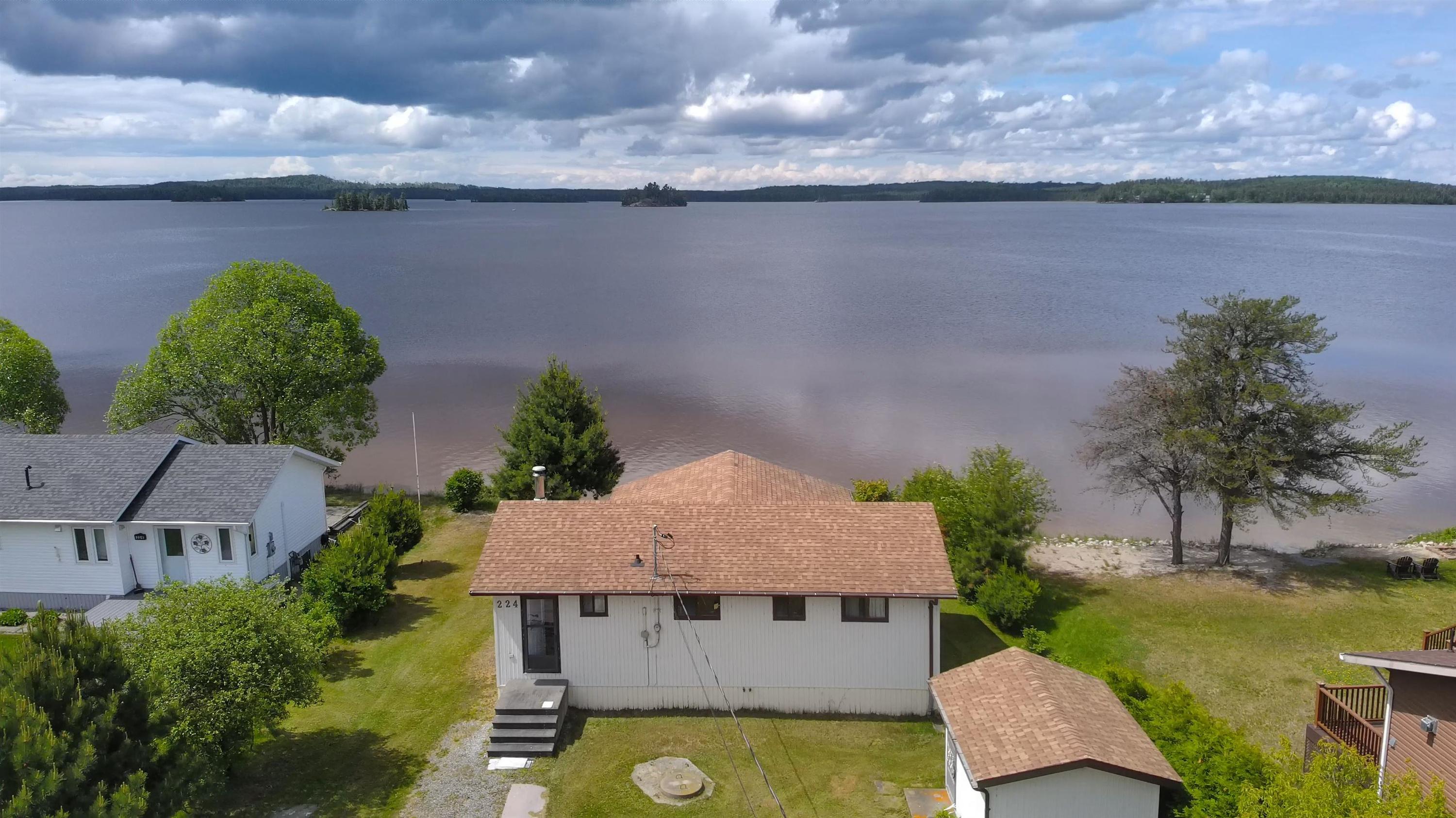 224 Lakeshore Drive, Ignace, ON