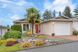 84 Wolf Lane View Royal, BC V9A 7M2