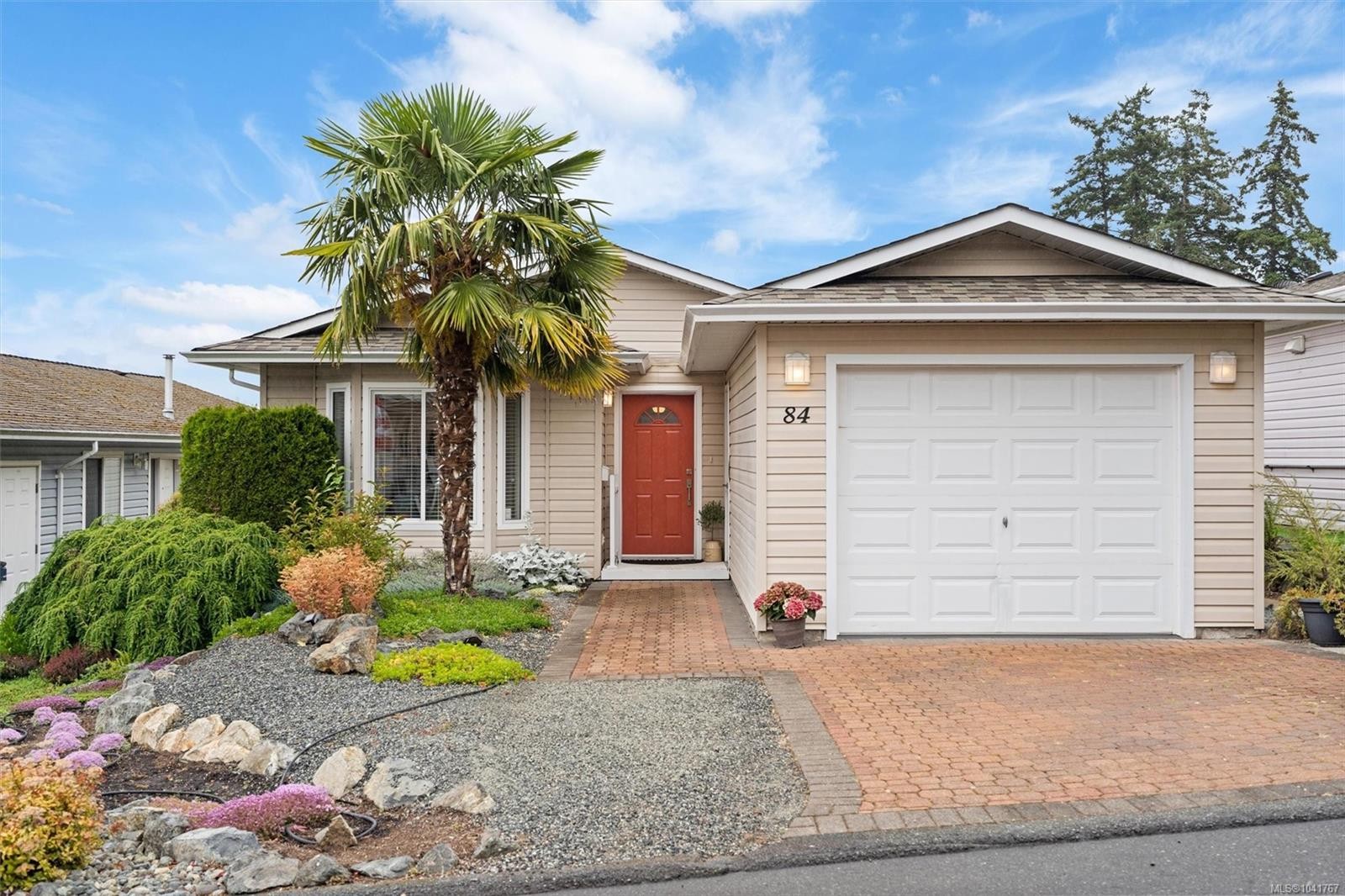 84 Wolf Lane, View Royal, BC