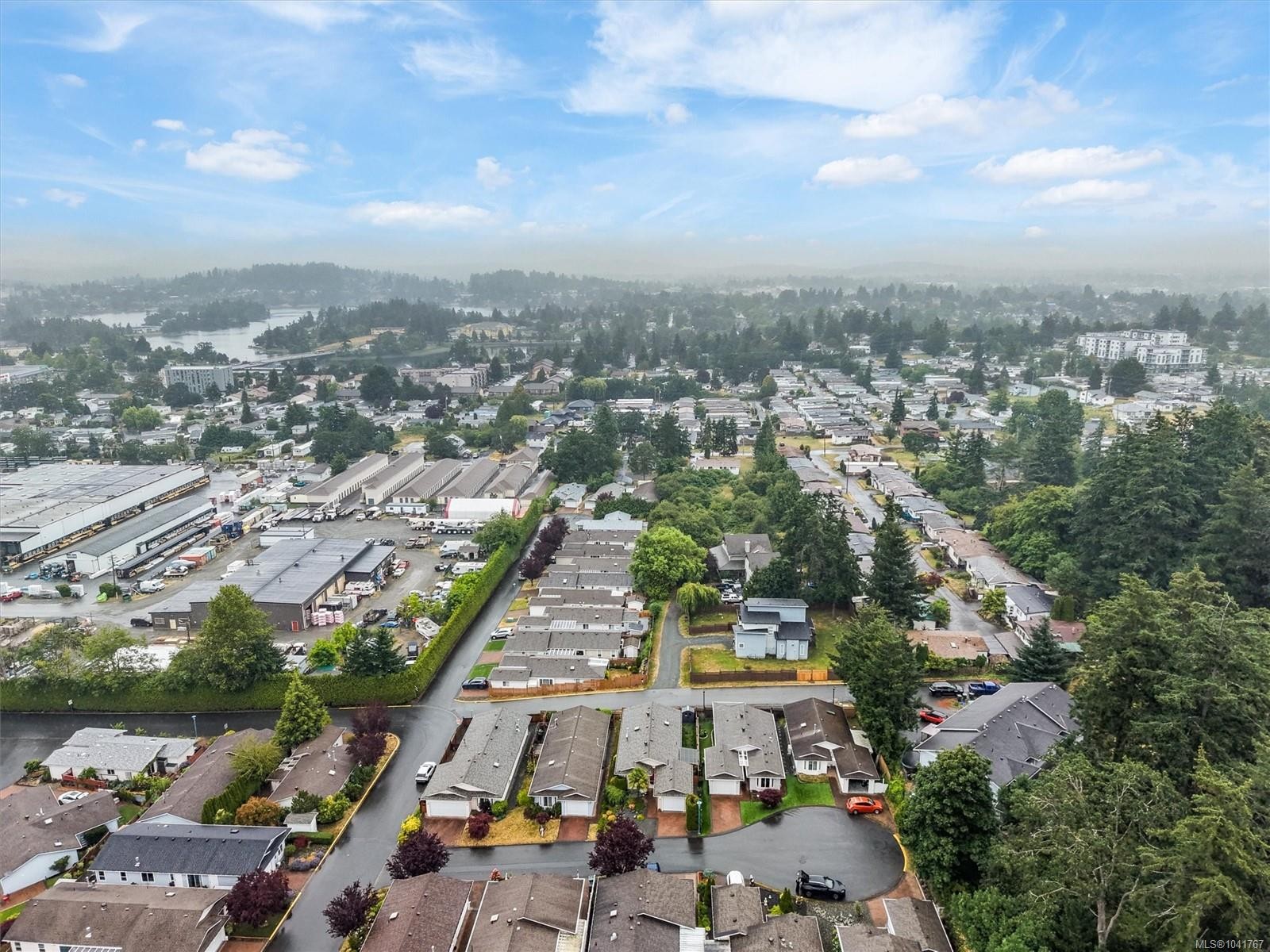 84 Wolf Lane, View Royal, BC