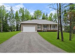 21 Des Gamins Lakeville, NB E1H 0J7