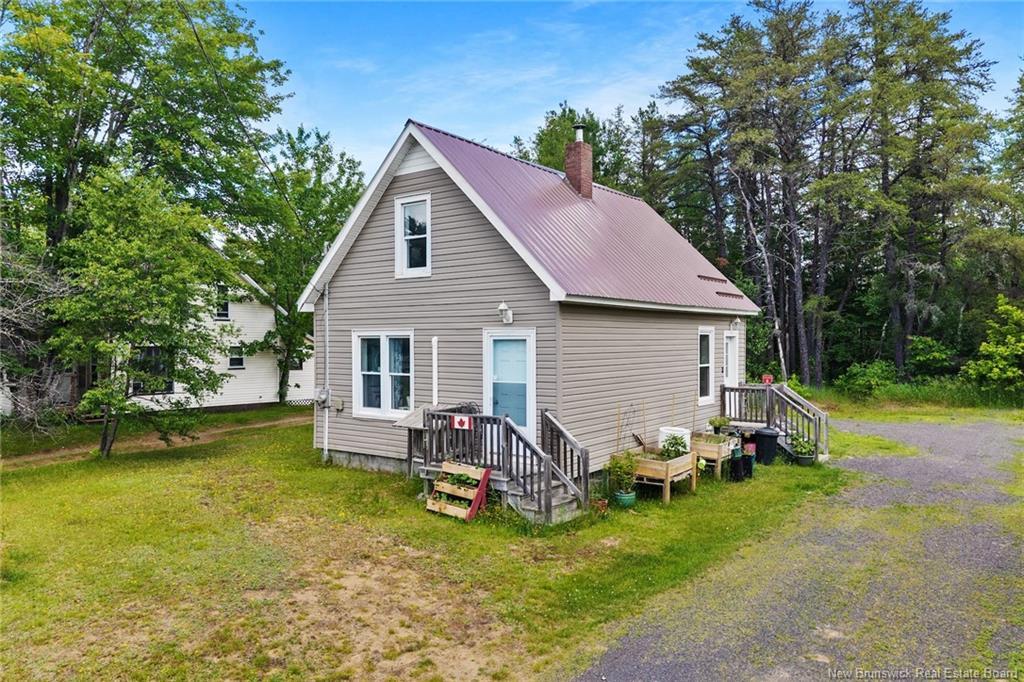 72 Mcleod Ave, Chipman, NB