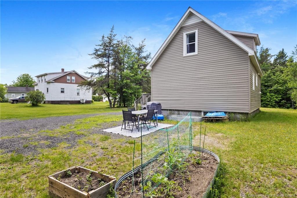 72 Mcleod Ave, Chipman, NB