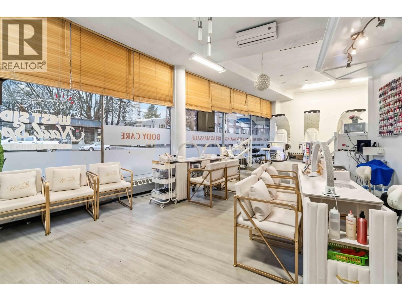 3122 Oak Street, Vancouver, BC