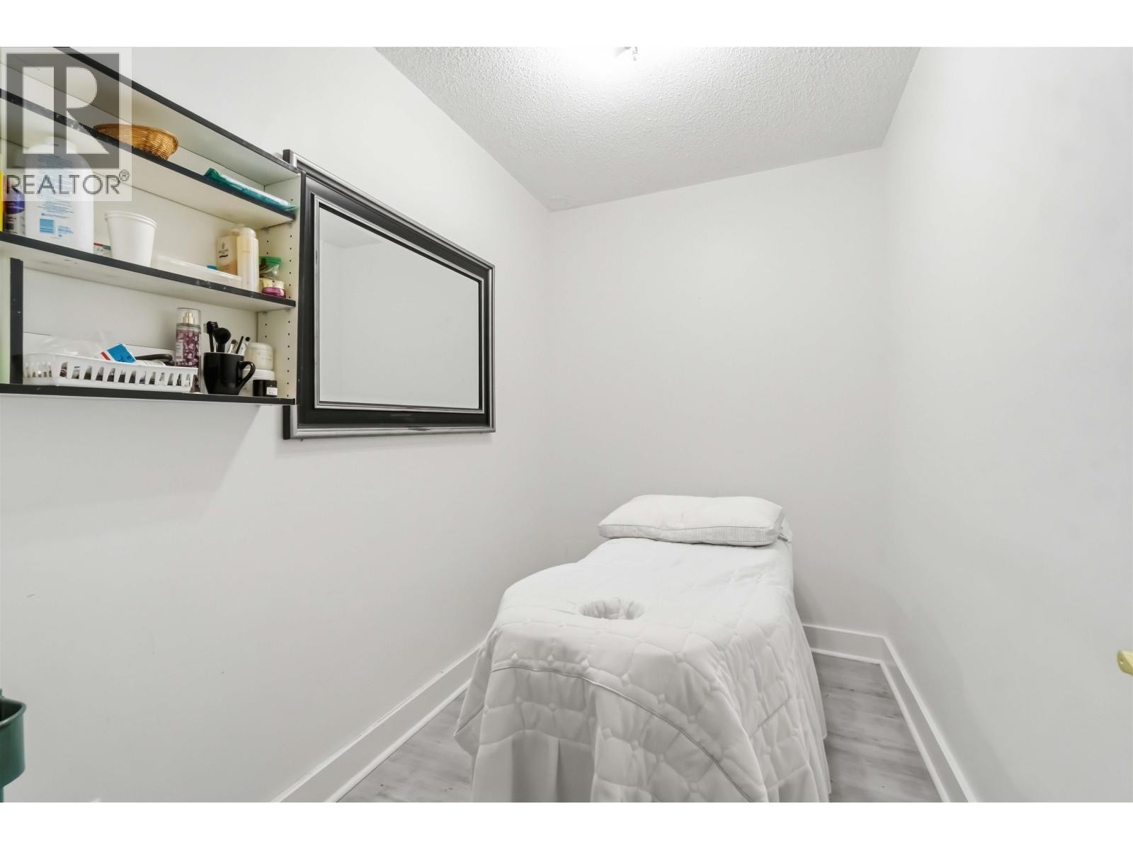 3122 Oak Street, Vancouver, BC