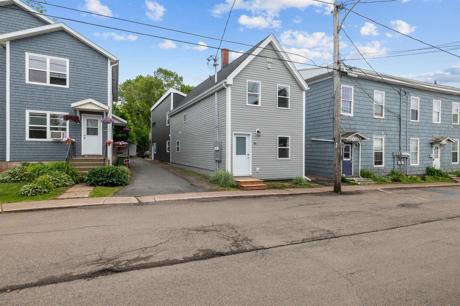 10 Chestnut Street, Charlottetown, PE