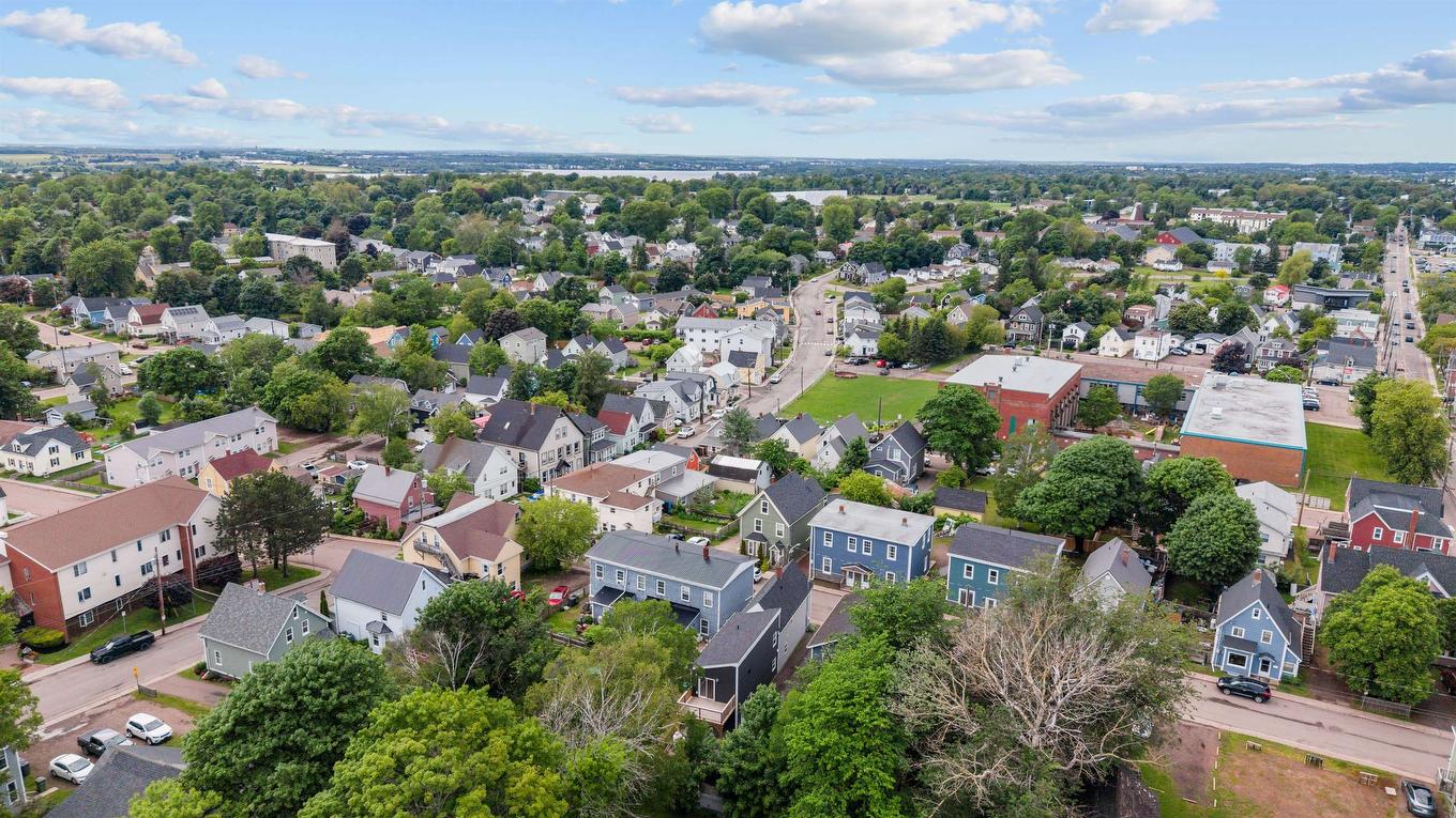 10 Chestnut Street, Charlottetown, PE