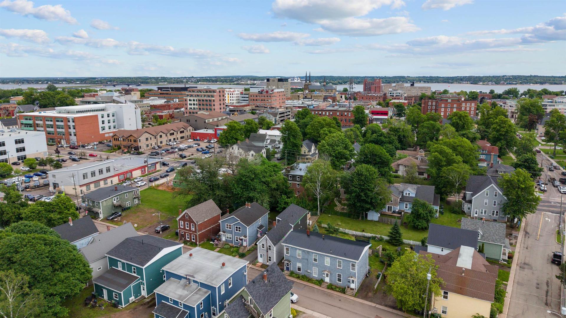 10 Chestnut Street, Charlottetown, PE