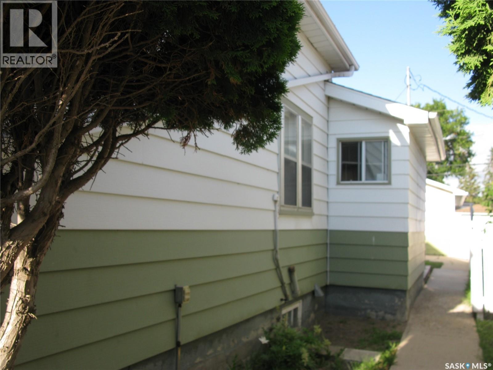 2037 Reynolds Street, Regina, SK