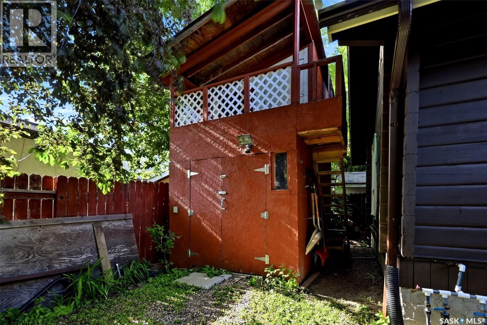 1202 Catley Bay N, Regina, SK