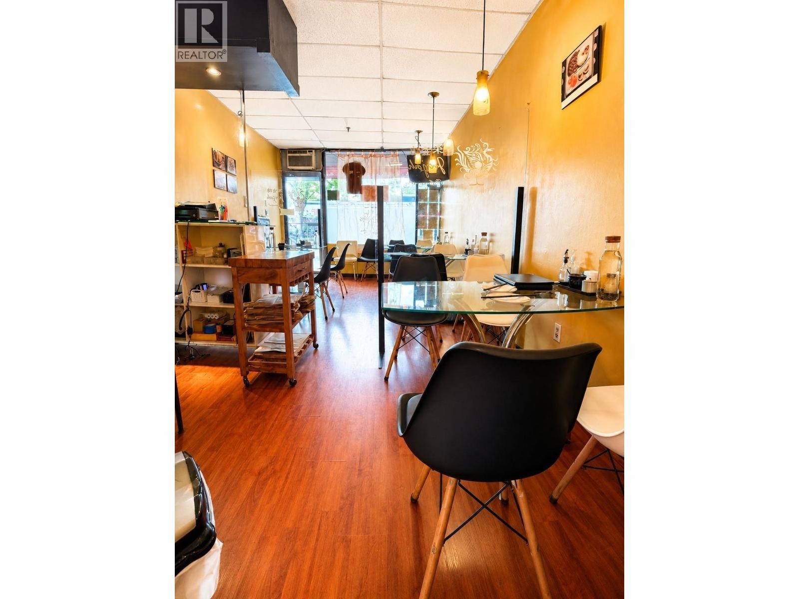2 3337 Kingsway, Vancouver, BC