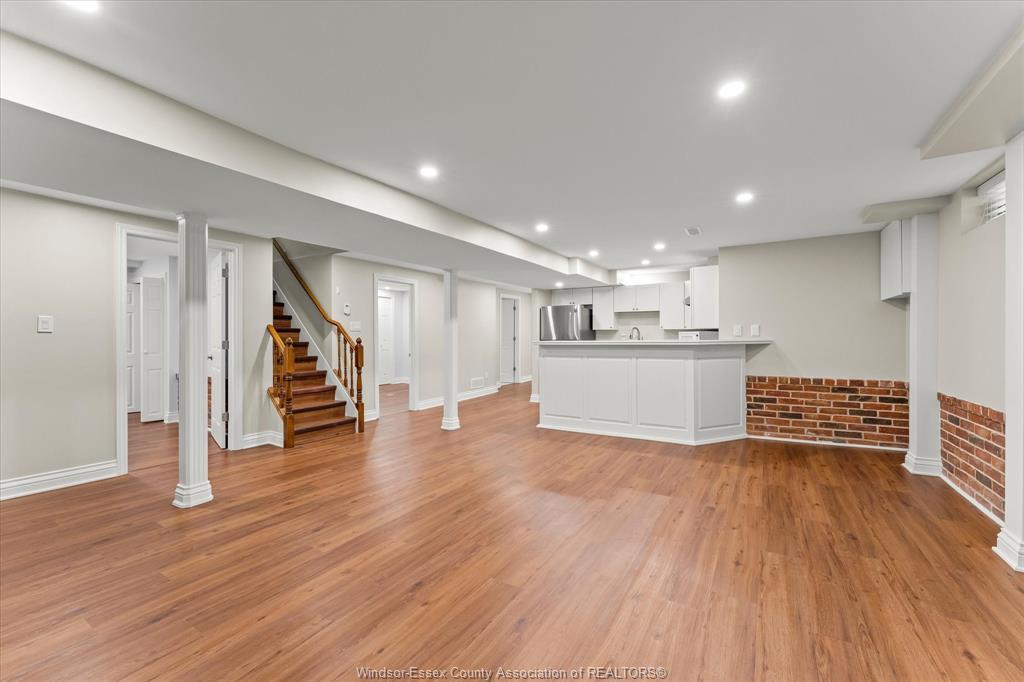 Lower Unit-4531 Pleasant Place, Windsor, ON
