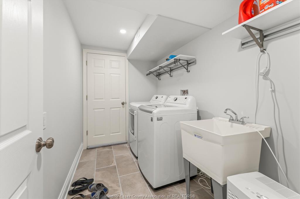 Lower Unit-4531 Pleasant Place, Windsor, ON