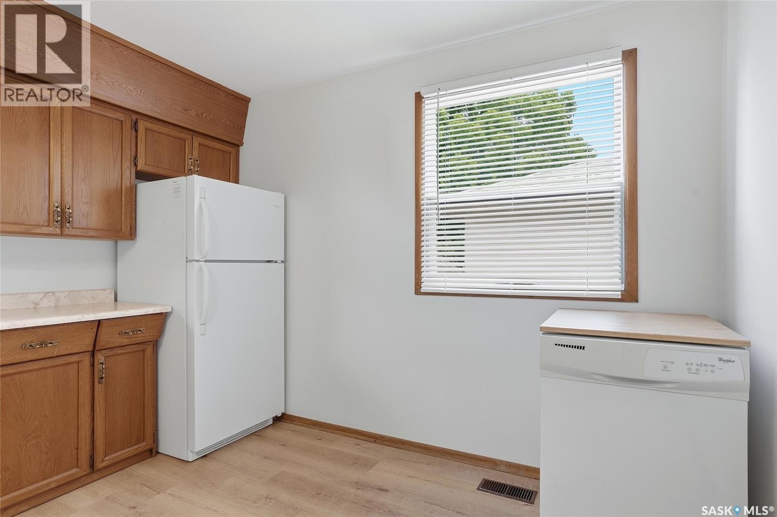 S 1704 Preston Avenue S, Saskatoon, SK