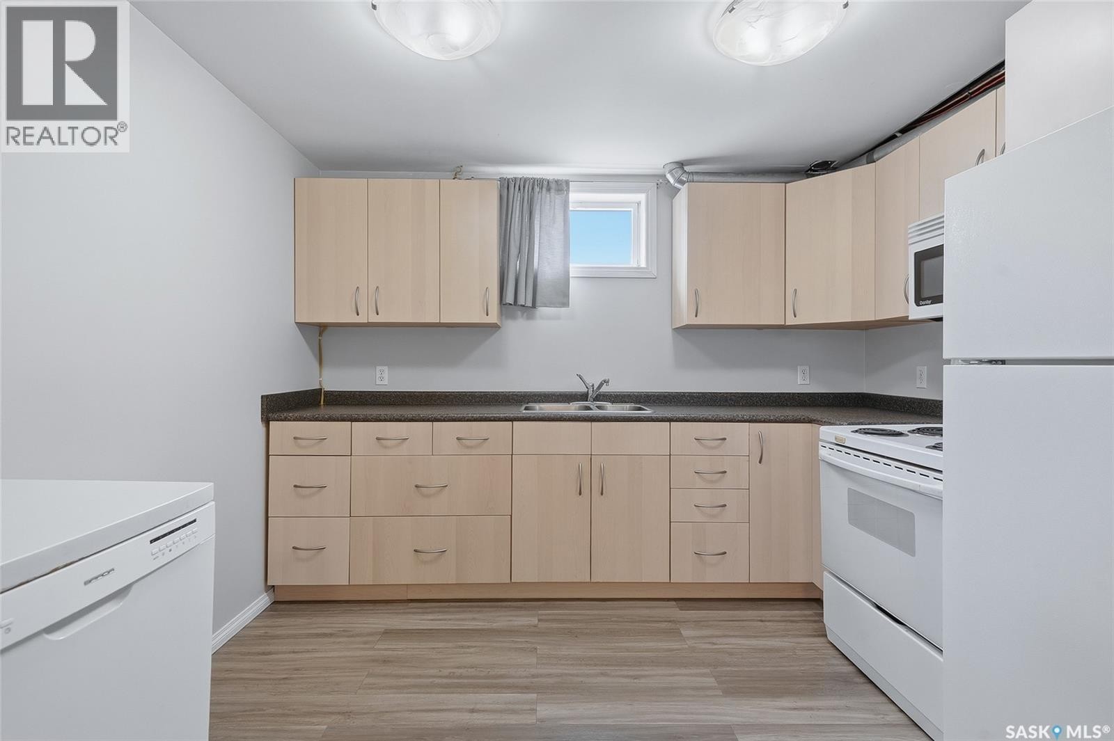 S 1704 Preston Avenue S, Saskatoon, SK