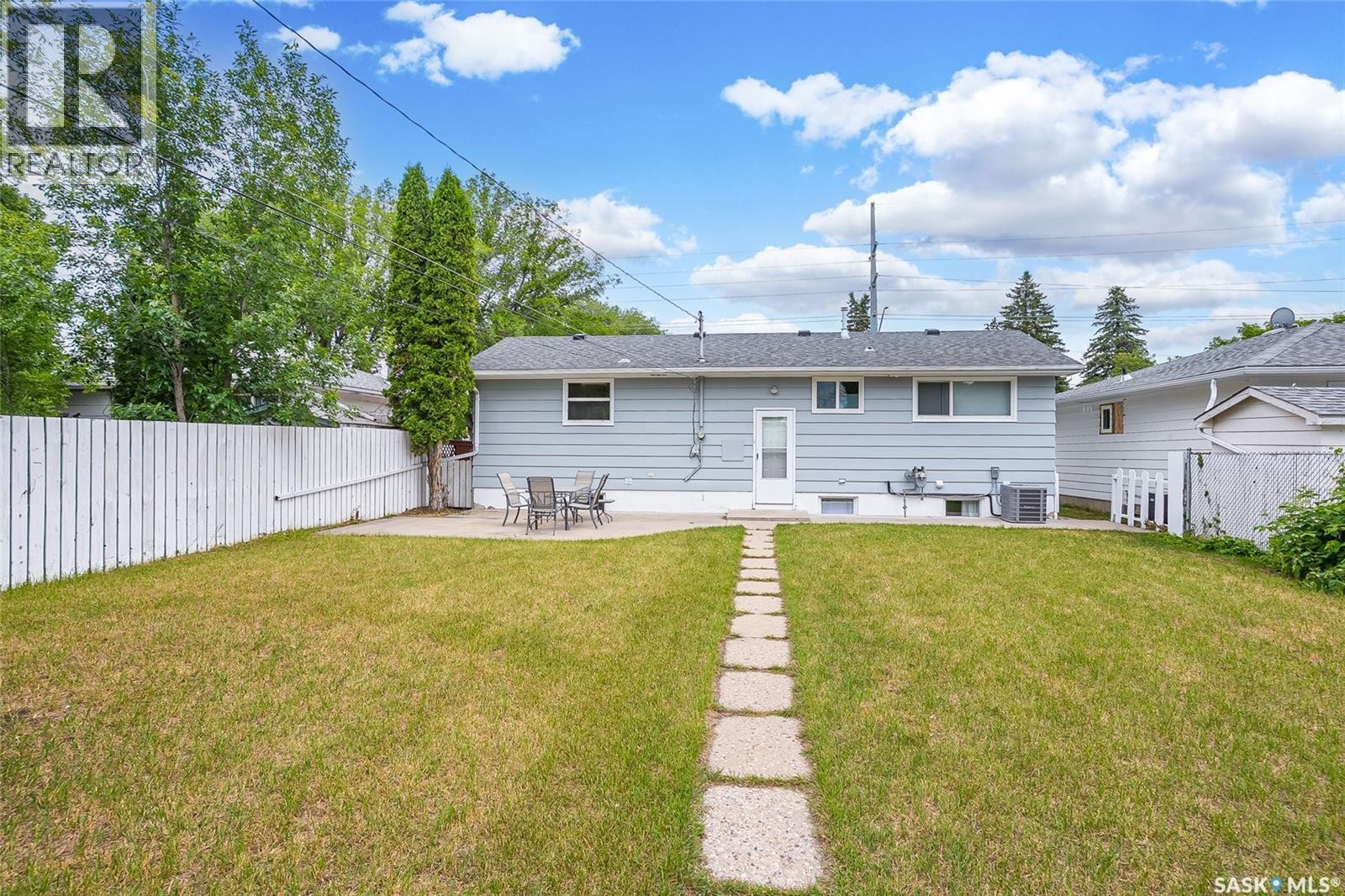 S 1704 Preston Avenue S, Saskatoon, SK
