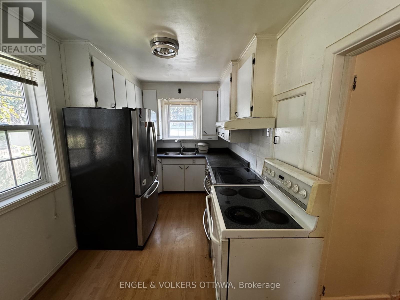 229 Daniel Avenue, Ottawa, ON