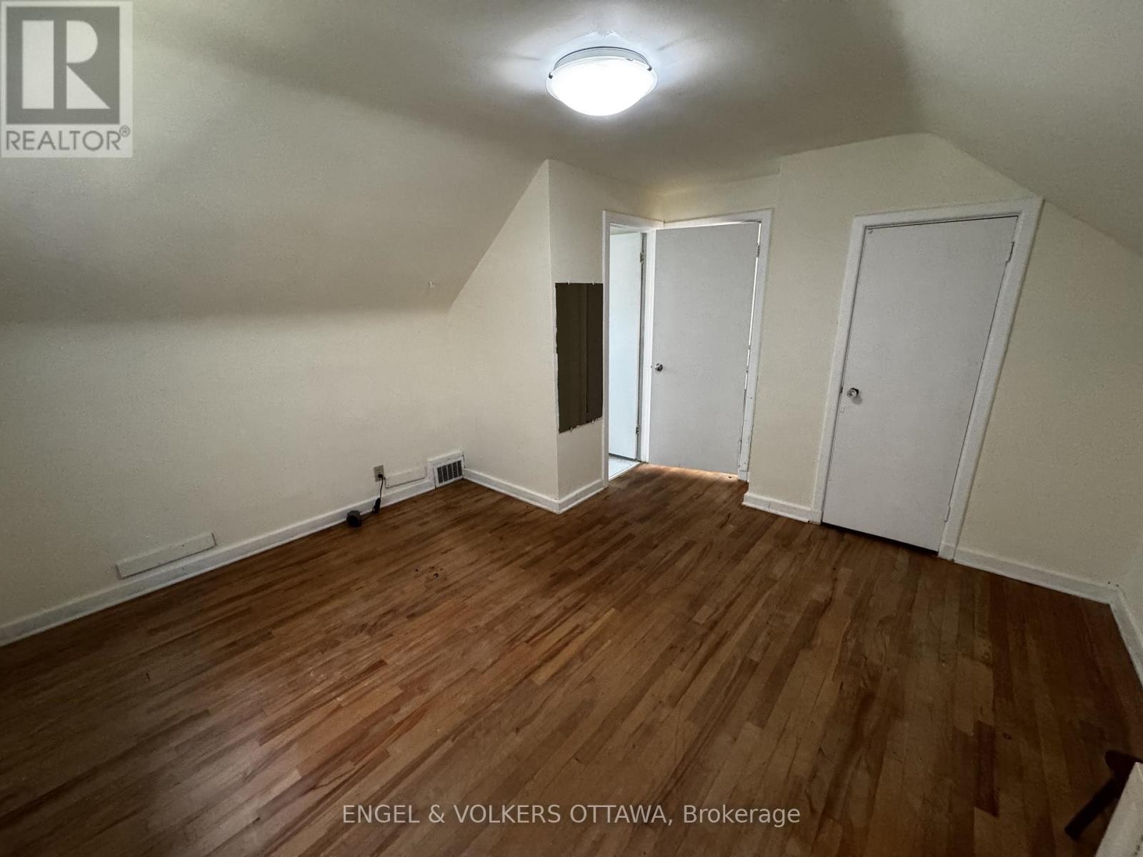 229 Daniel Avenue, Ottawa, ON