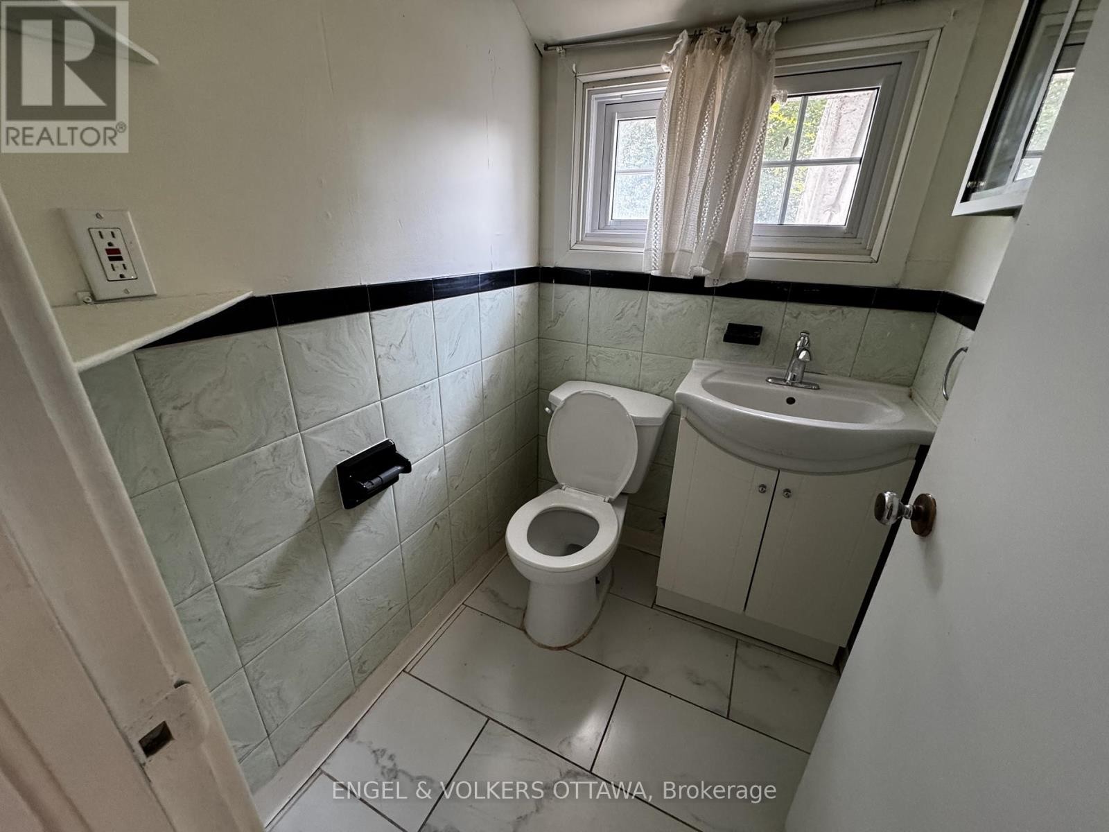 229 Daniel Avenue, Ottawa, ON