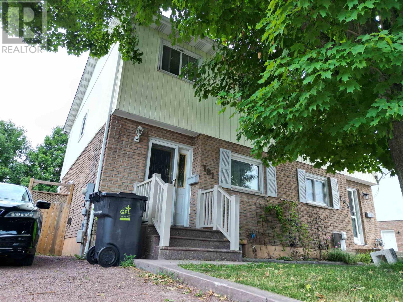181 Sutton Pl, Sault Ste. Marie, ON - Outdoor