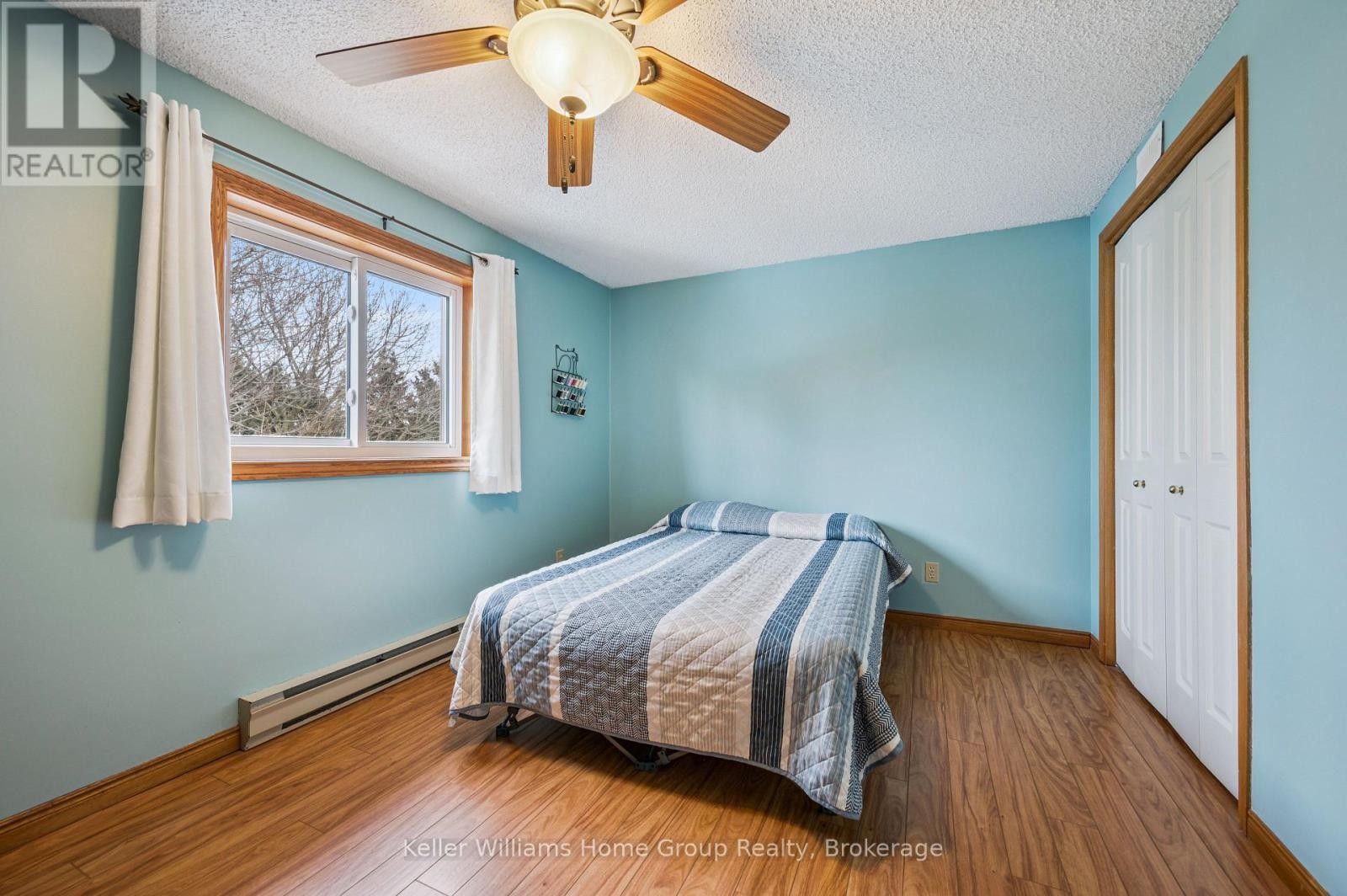 28 Edward Street, Mapleton, ON