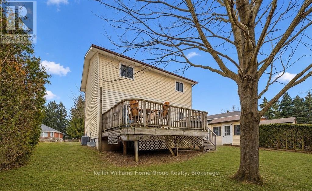 28 Edward Street, Mapleton, ON