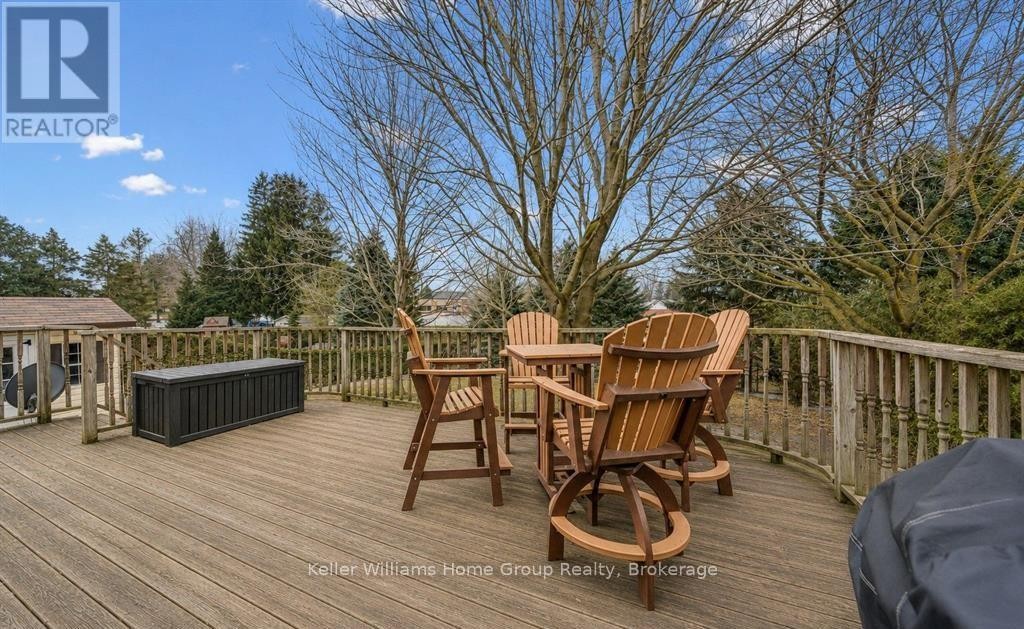 28 Edward Street, Mapleton, ON