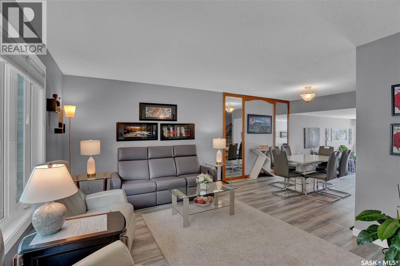 785 Bard Crescent N, Regina, SK