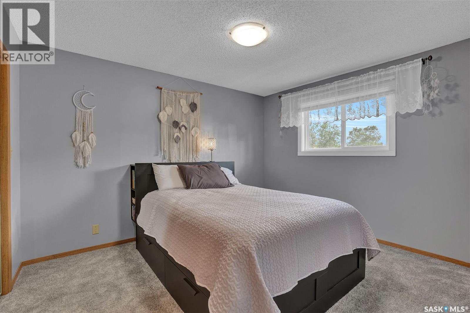 785 Bard Crescent N, Regina, SK