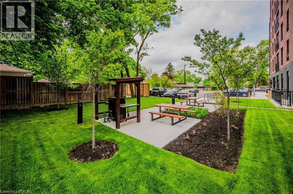 Amenity - Courtyard & Community BBQ - 24 Union Street E Unit# 103, Waterloo, ON