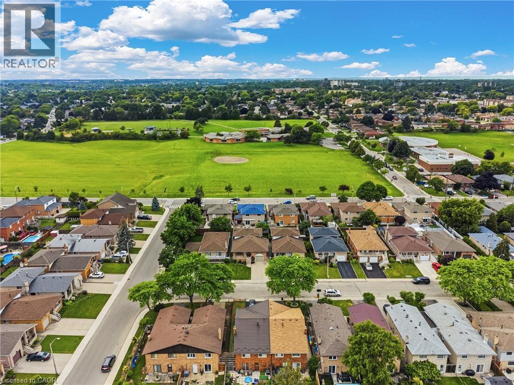 Close to Mohawks Sports Park and Lisgar Park - 102 Markson Crescent, Hamilton, ON