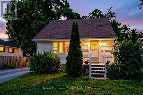 722 GILLESPIE AVENUE  Peterborough (Otonabee Ward 1), ON K9J 4B7