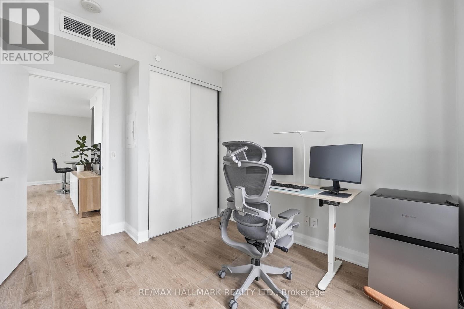710 - 36 Park Lawn Road, Toronto, ON