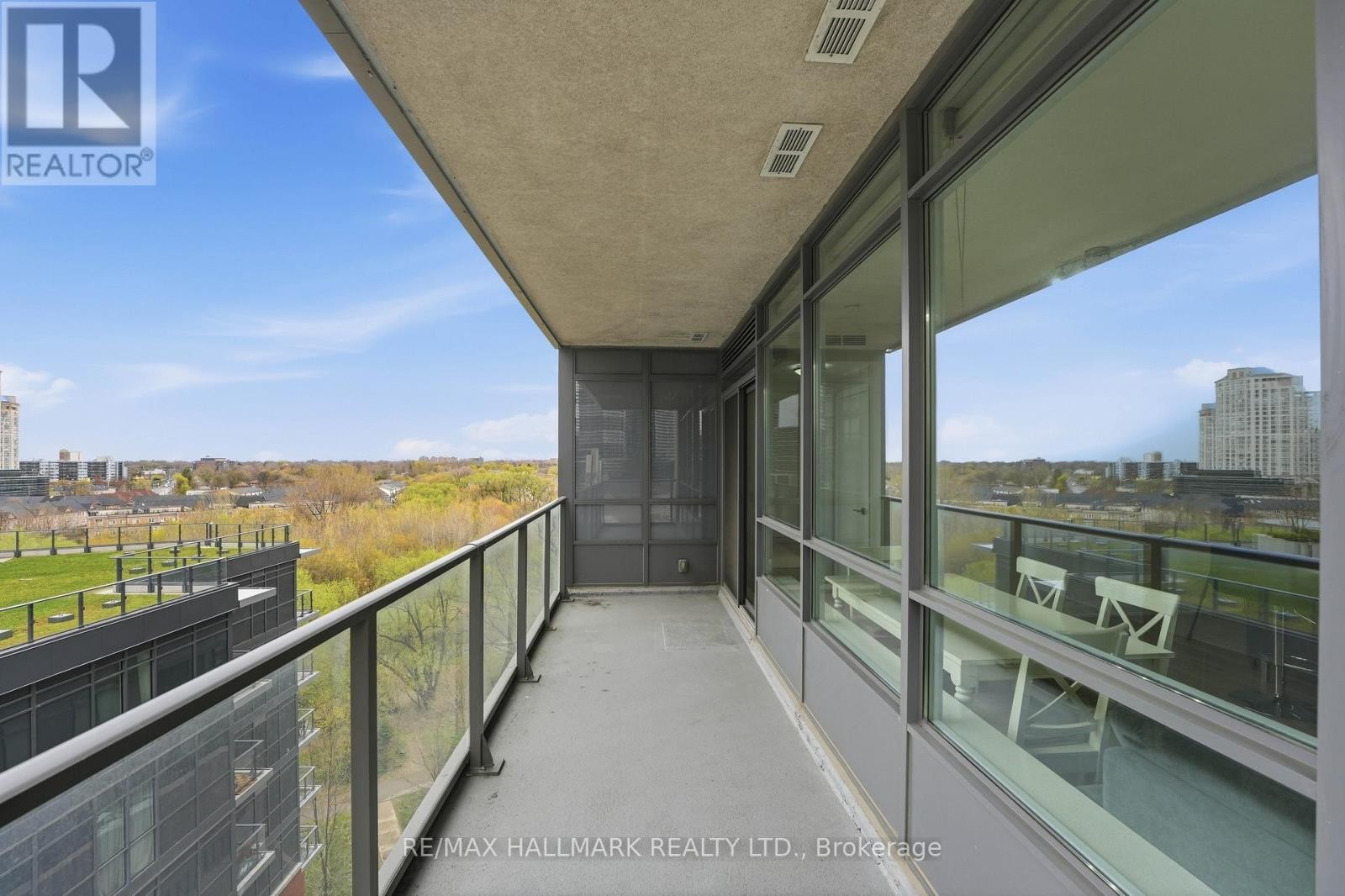 710 - 36 Park Lawn Road, Toronto, ON