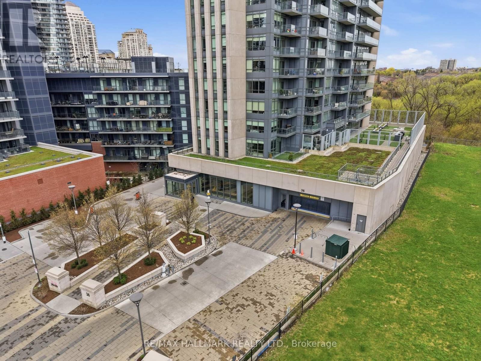 710 - 36 Park Lawn Road, Toronto, ON