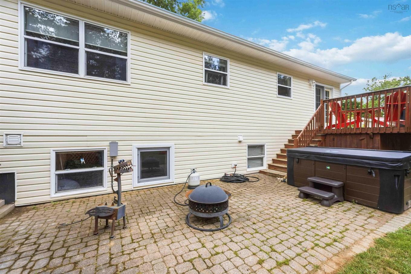 14 Acadia Drive, Kentville, NS