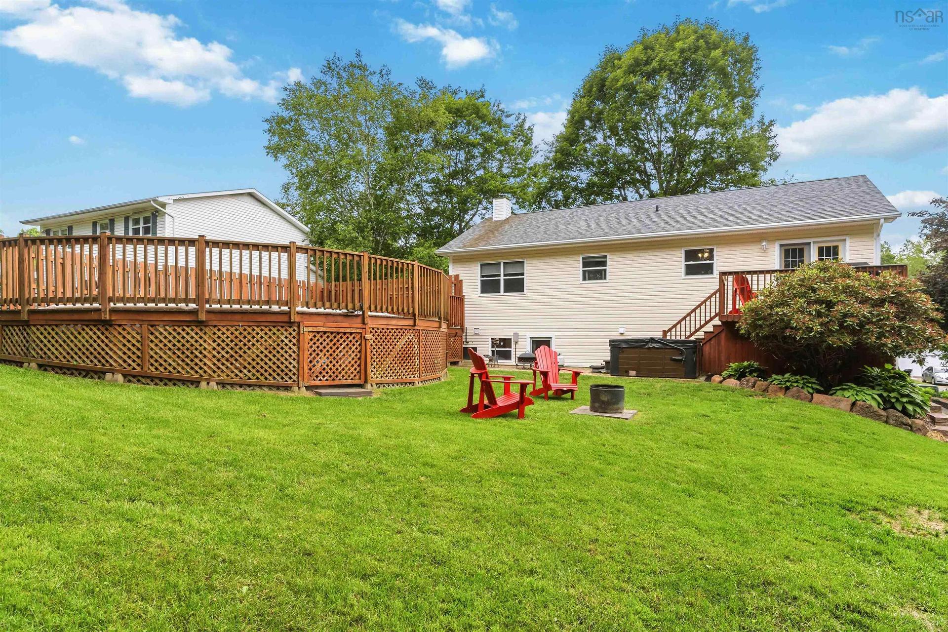 14 Acadia Drive, Kentville, NS