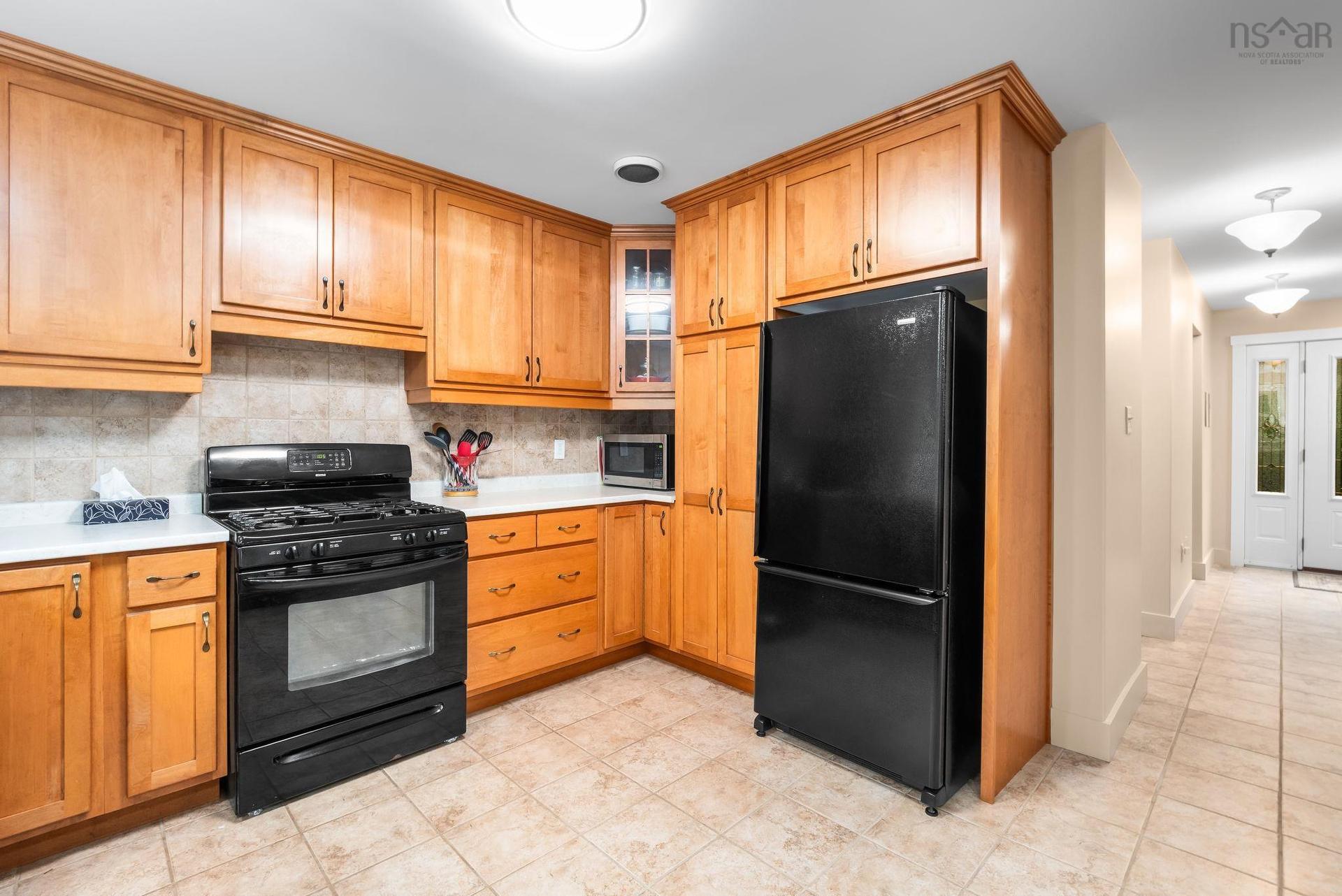 5 Kenley Road, Hubley, NS