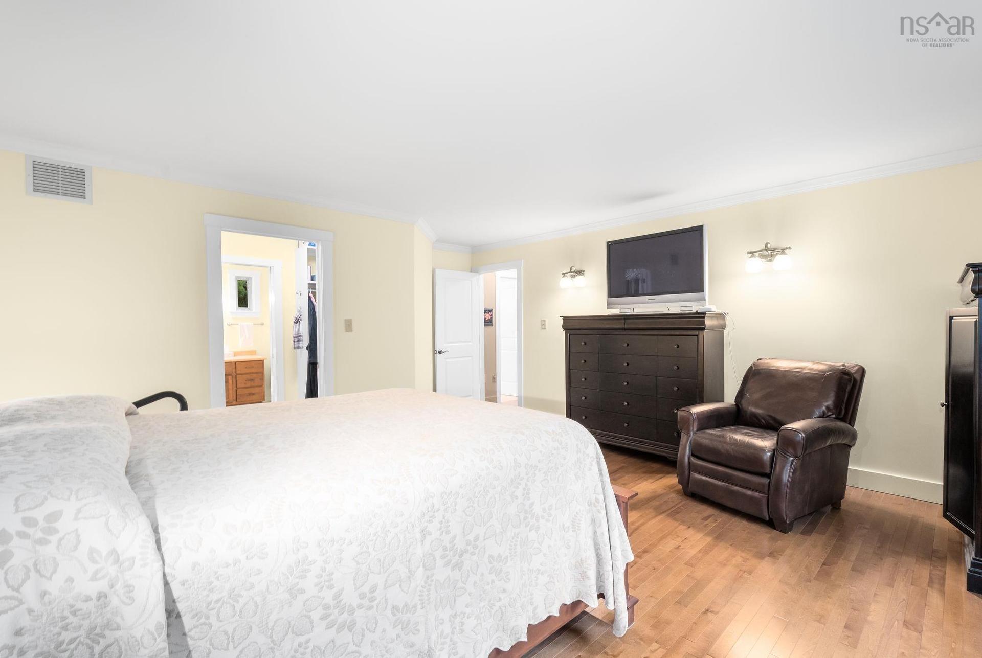 5 Kenley Road, Hubley, NS