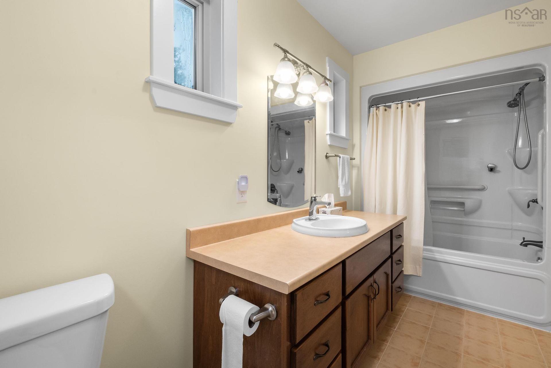5 Kenley Road, Hubley, NS