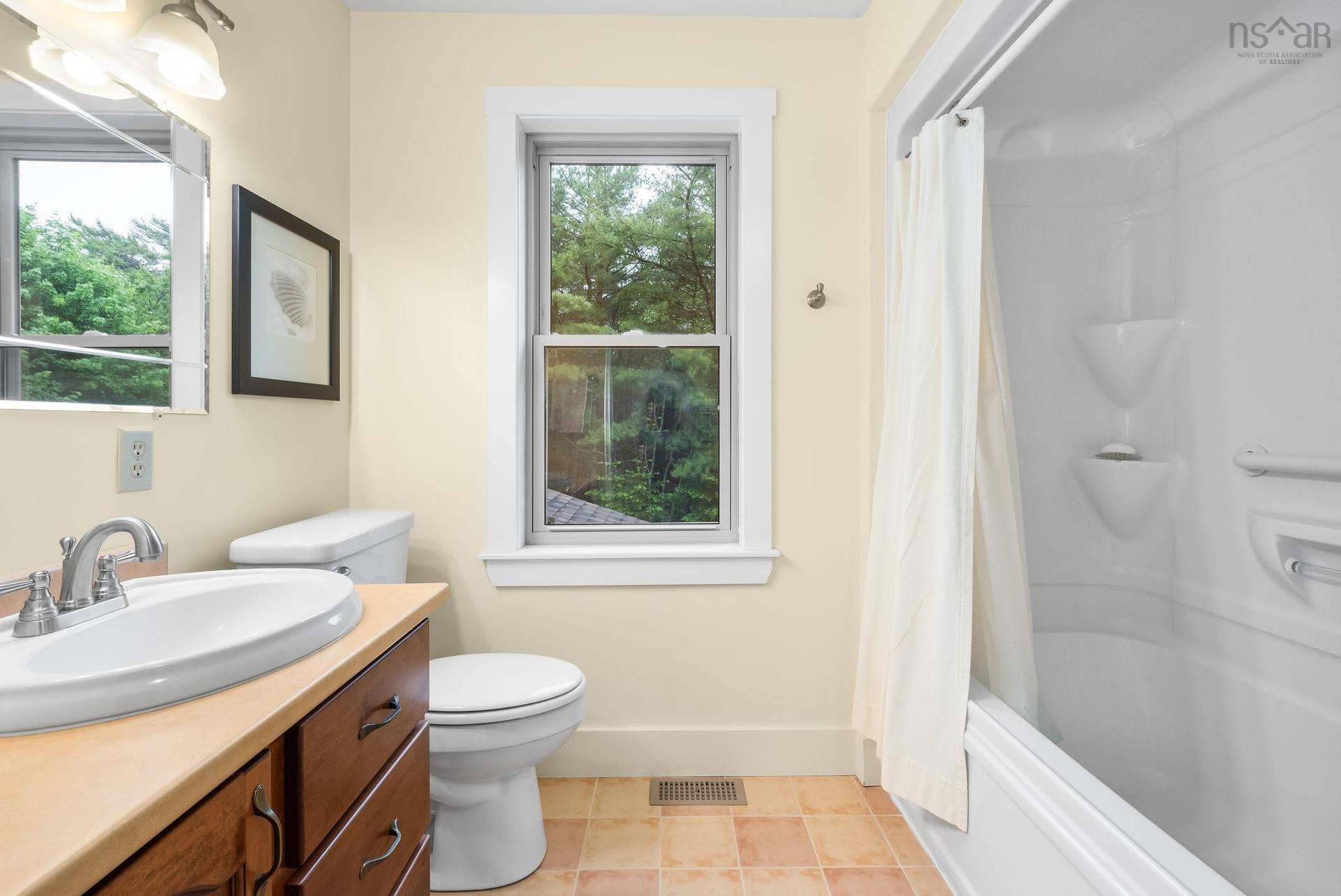 5 Kenley Road, Hubley, NS