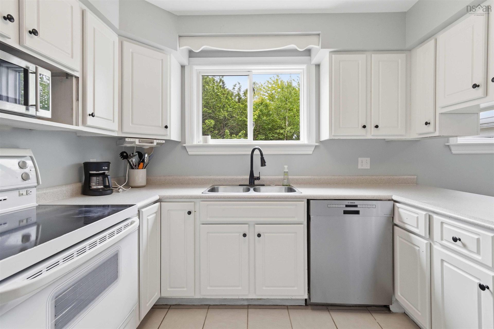 12 Cedar Crescent, Cole Harbour, NS