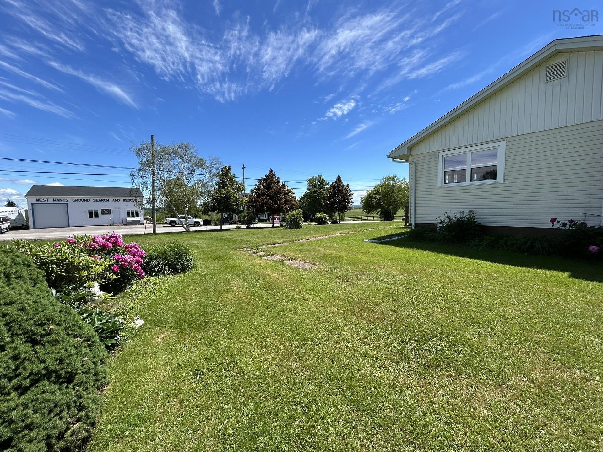 826 1 Highway, Mount Denson, NS - Outdoor