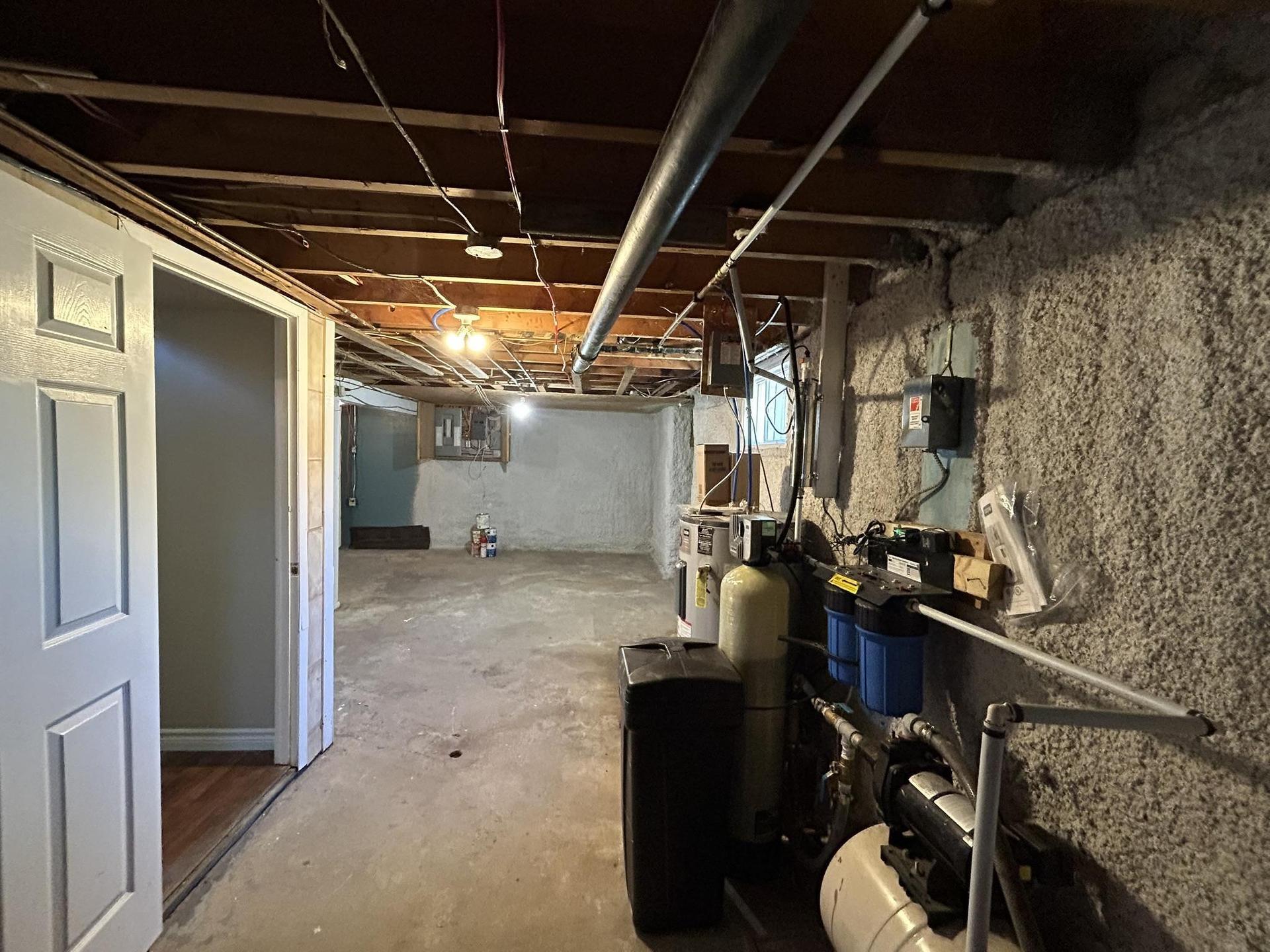 826 1 Highway, Mount Denson, NS - Indoor Photo Showing Basement